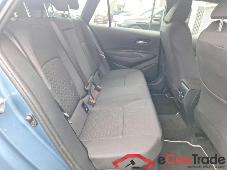 TOYOTA COROLLA TOURING SPORTS 1.8 HYBRID DYNAMIC E-CVT #6