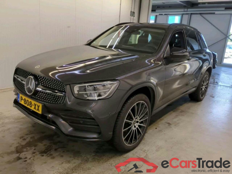 MERCEDES-BENZ GLC-Klasse 300e 4M Bns Sol. AMG