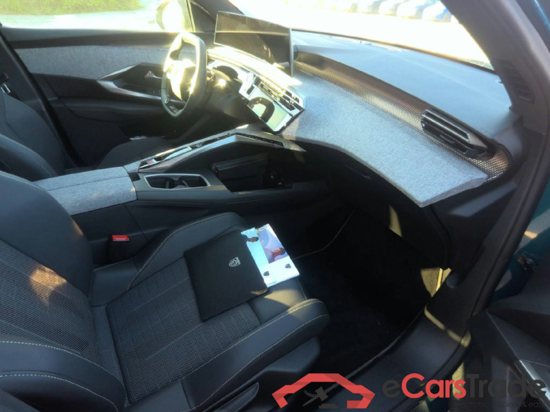 Peugeot 5008 GT Hybrid 145 ch e-DCS6 #3