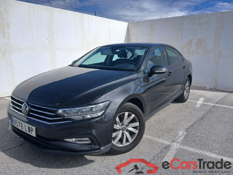 VOLKSWAGEN Passat / 2019 / 4P / sedán Business 2.0 TDI 90kW (122CV) DSG