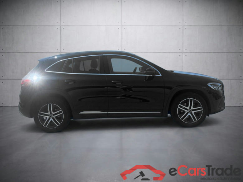 Mercedes-Benz GLA Business Line 2.0 200 163 7G-DCT #4