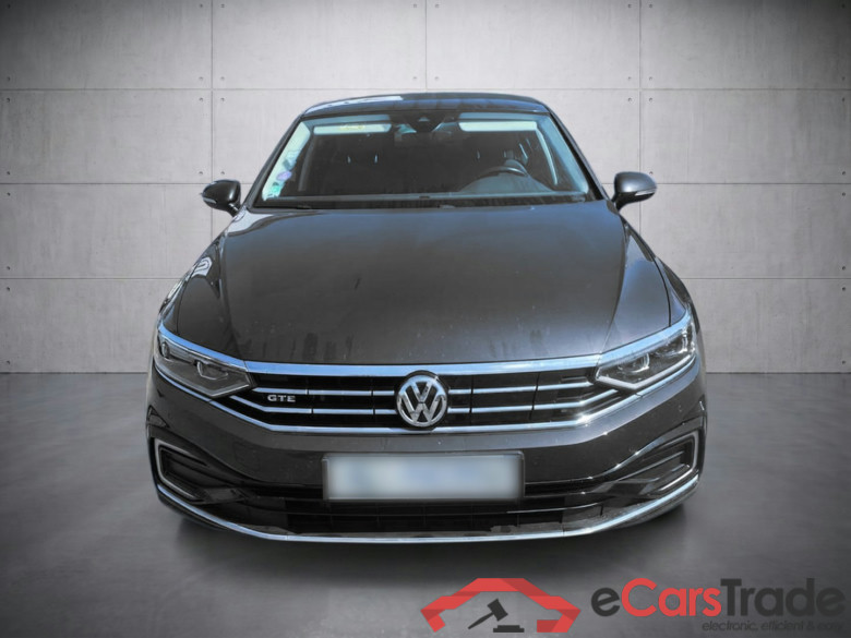 Volkswagen Passat GTE 1.4 TSI 218 hybride rechargeable DSG6 #2