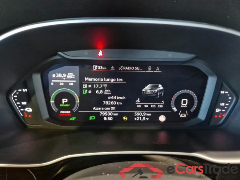 AUDI Q3 SPORTBACK / 2019 / 5P / SUV 45 TFSI E S TRONIC BUSINESS PLUS #4