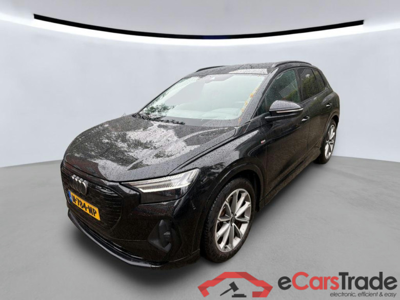 AUDI Q4 e-tron 150 kW #1