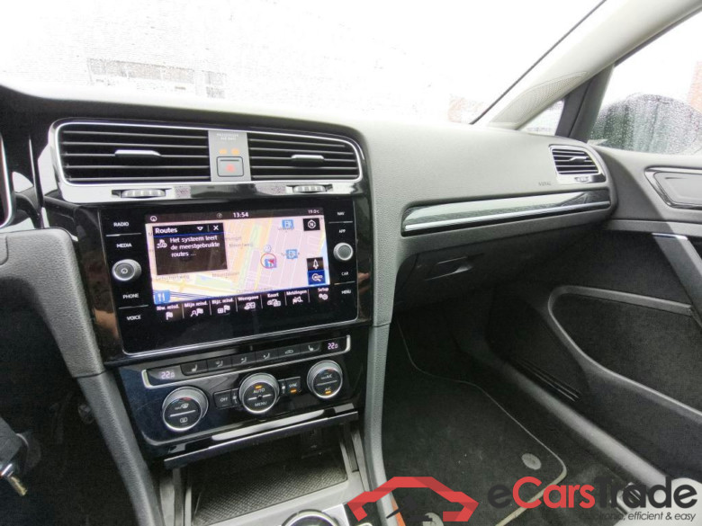 VOLKSWAGEN Golf Variant 85 kW #3