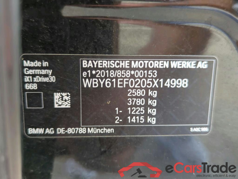 Baureihe iX1 30 xDrive 64kWh #4