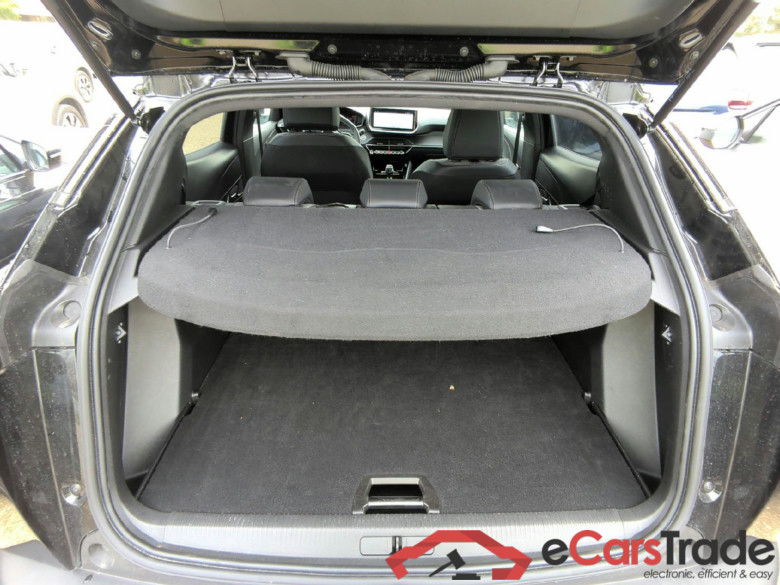 Peugeot 2008 Allure 1.2 PureTech 100 S&S BVM6 #6
