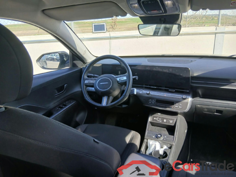 HYUNDAI Kona / 2023 / 5P / todoterreno 1.6 GDI HEV Maxx DCT #3