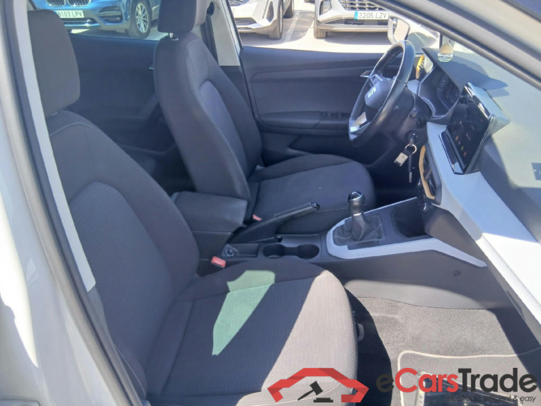 SEAT Arona / 2017 / 5P / todoterreno 1.0 TSI 81kW (110CV) Style Plus (AC) #6