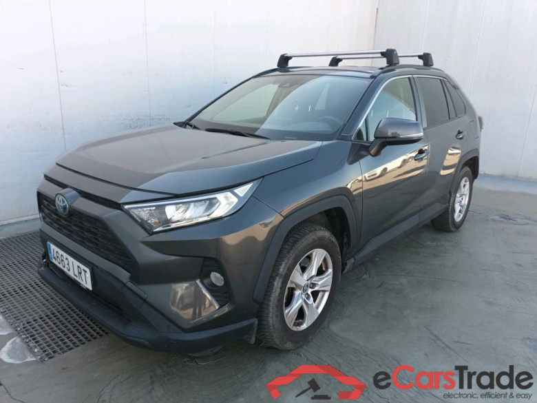 TOYOTA Rav4 / 2018 / 5P / todoterreno 2.5l 220H Business 4WD
