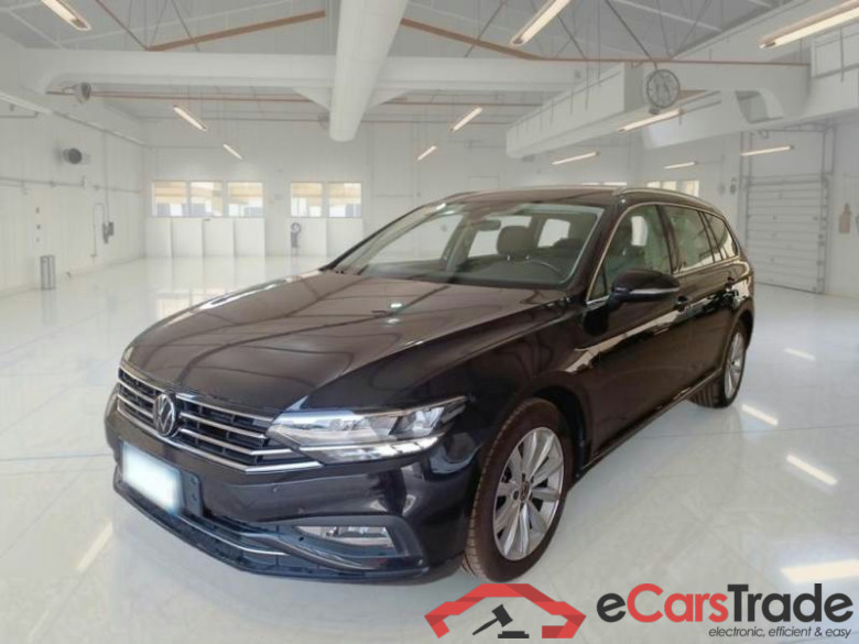 VOLKSWAGEN PASSAT / 2019 / 5P / STATION WAGON VAR. 2.0TDI SCR EVO 110KW BUSINESS DSG #1