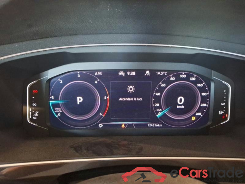 VOLKSWAGEN TIGUAN / 2020 / 5P / SUV 2.0 TDI SCR 110KW ELEGANCE DSG 4MOTION #4