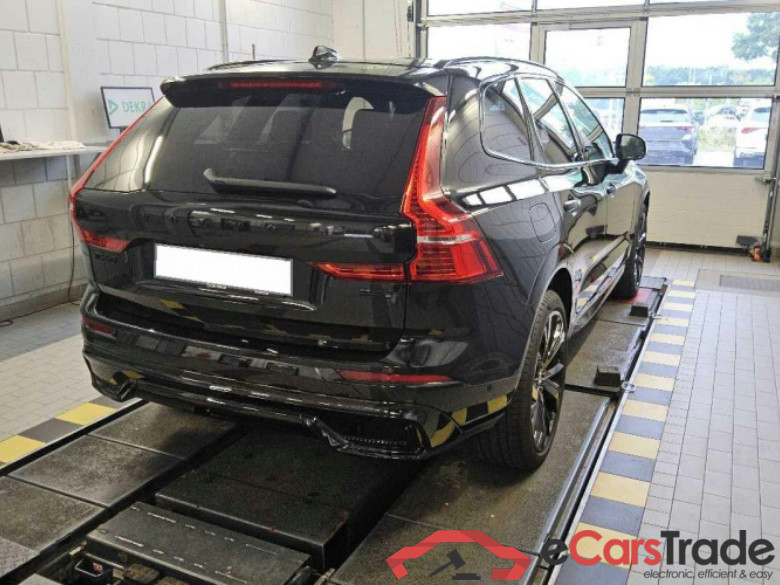 Volvo XC60 (03.2017->) DE - SUV5 B5 (Benzin) AWD EU6d, Ultra Black Edition Mild-Hybrid, (Facelift) 2023 #3