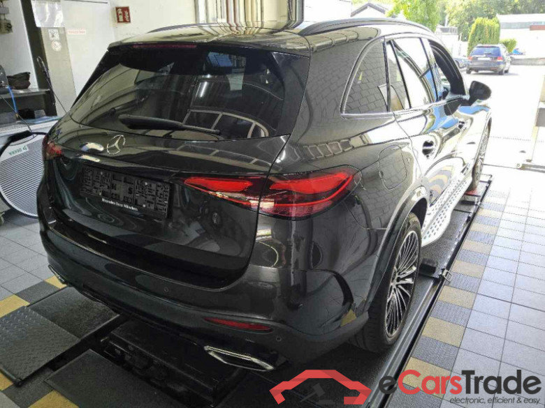 Mercedes-Benz GLC (BM 254)(06.2022->) DE - SUV5 GLC 200 EU6d, 4Matic AMG Line, 2022 - 2024 #3
