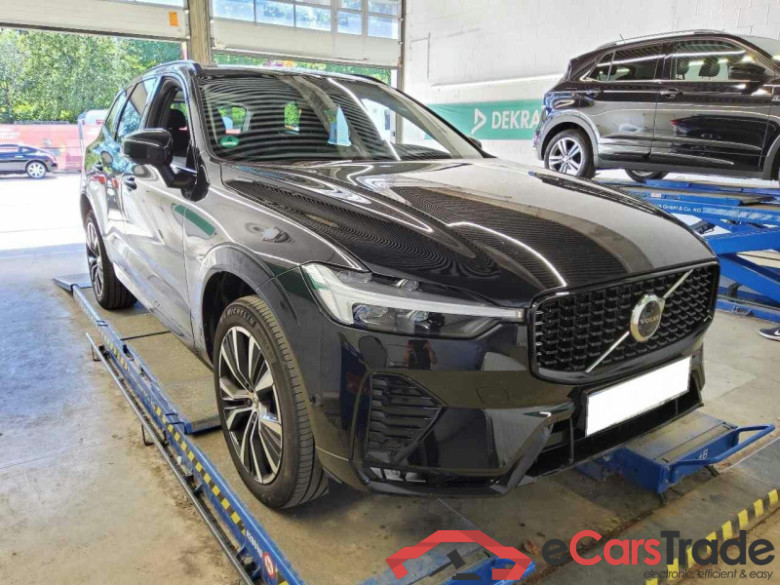 Volvo XC60 (03.2017->) DE - SUV5 B5 (Benzin) AWD EU6d, Ultimate Dark Mild-Hybrid, (Facelift) 2022 - 202 #2