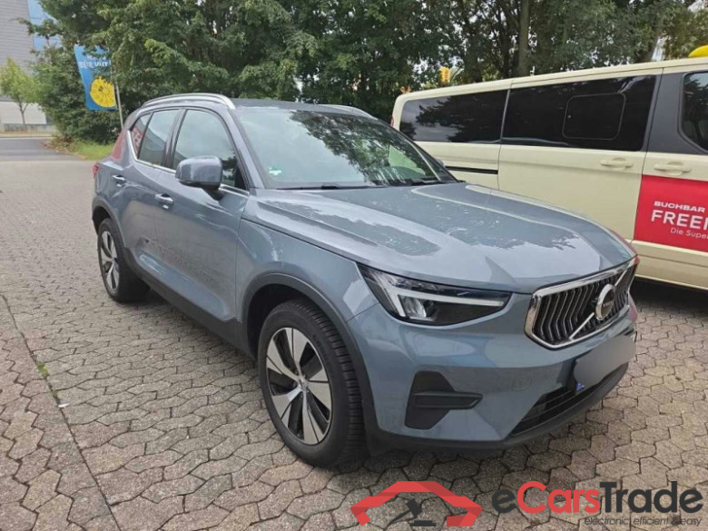 Volvo XC40 (2017->) DE - SUV5 T4 Twin Engine 2WD PHEV EU6d, Core, (Facelift) 2022 - 2022