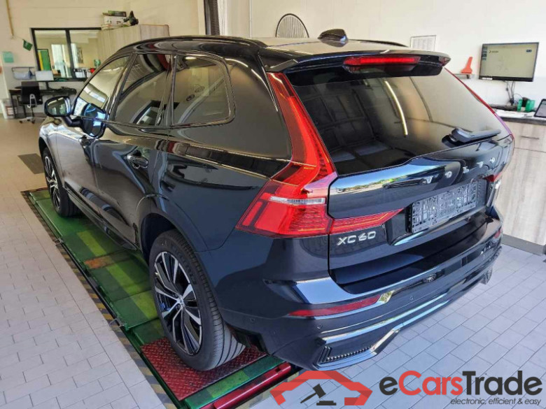 Volvo XC60 (03.2017->) DE - SUV5 B5 (Benzin) AWD EU6d, Ultra Dark Mild-Hybrid, (Facelift) 2023 - 2024 #4