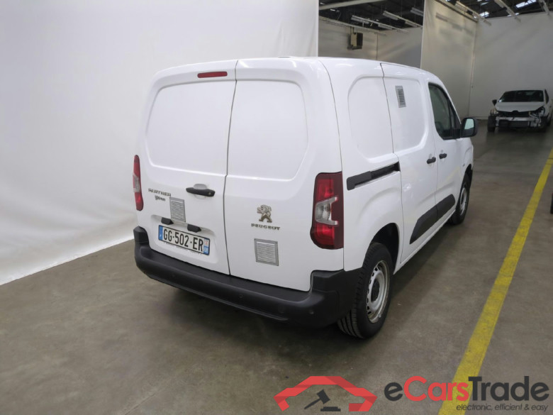 PEUGEOT Partner / 2018 / 4P / Fourgonnette BHDI 100 S&S STANDARD 650KG PREMIUM #3