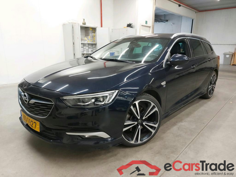 OPEL - OPE INSIGNIA SPORTS TOURER CDTI 170PK AT8 Innovation OPC Line Pack Executive Innovation/Country Tourer Towing Hook #1