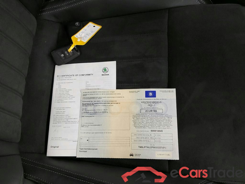 SKODA - SKO KAROQ TSI 110PK Clever Pano Roof * PETROL * #4