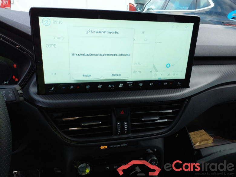 FORD KUGA 2.5 PP A 2.5 PHEV 243cv Automático ST Line X (Pano-Roof + Winterpack) #6