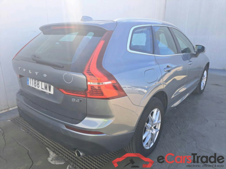 VOLVO XC60 / 2017 / 5P / todoterreno 2.0 B4 D AWD Momentum Pro Auto #2