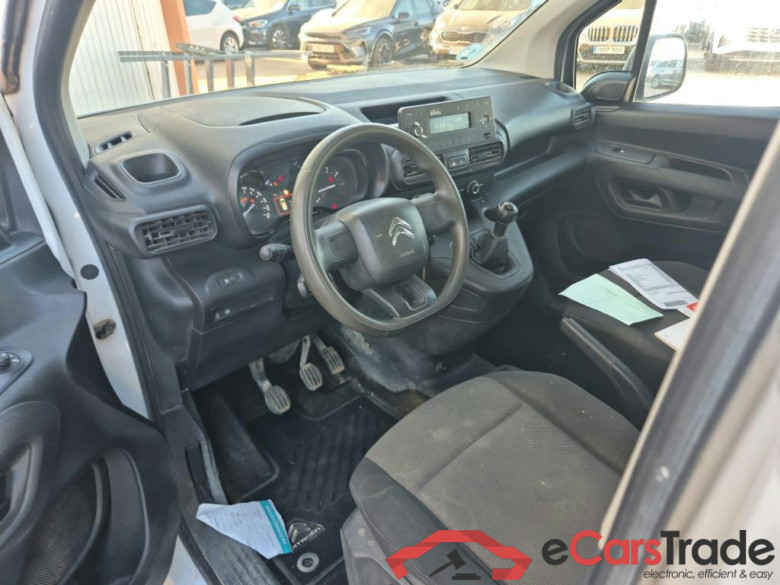 CITROEN Berlingo / 2018 / 4P / combi Talla M BlueHDi 100 S&S LIVE (AC) #3