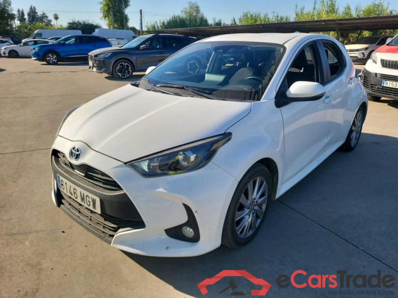 TOYOTA Yaris / 2020 / 5P / berlina con portón 1.5 120H Active Tech #1