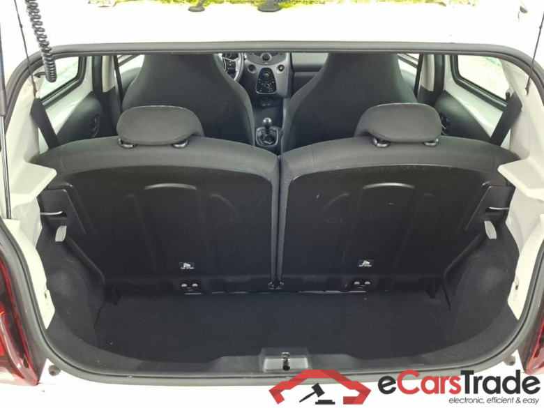 PEUGEOT 108 Active 1.0 e-VTi 72pk 5D #5