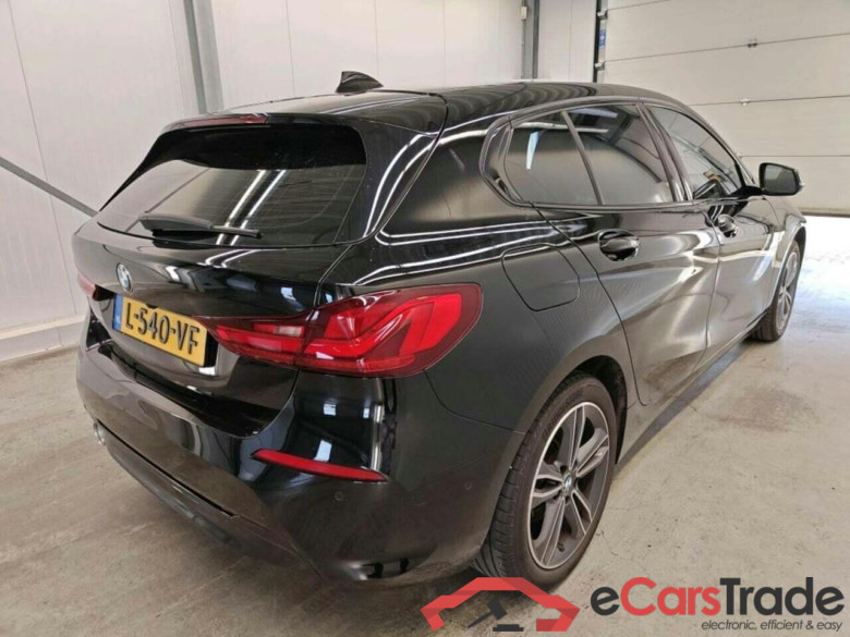 BMW 1-serie 118i Bns Edition #2