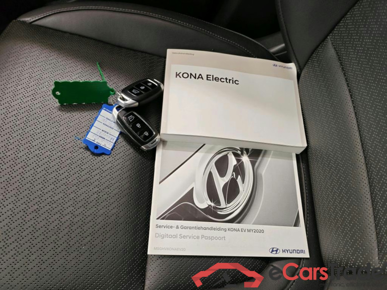 Hyundai KONA Limited Electric 64 kWh 5d #4