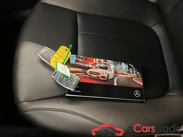 Mercedes-Benz CLA CLA 180 DCT Luxury Line 4d #4