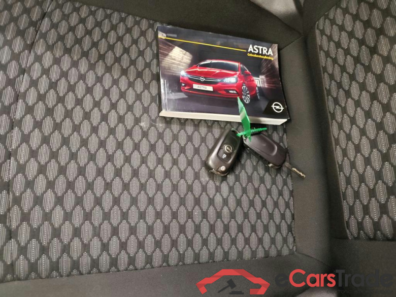 Opel Astra Sports Tourer 1.0 Turbo 77kW S/S 120 Jaar Edition 5d #4