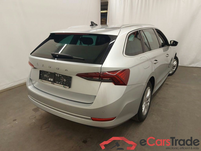 Skoda Octavia Combi 2.0 CRTDI 110kW DSG7 Clever 5d #2