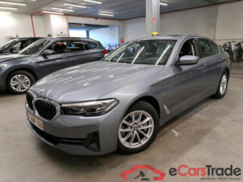 BMW - BMW 5 BERLINE 530eA xDrive 272PK Business Edition Pack Driving Assistant Professional & Innovation & Travel Towing Hook * HYBRID *
