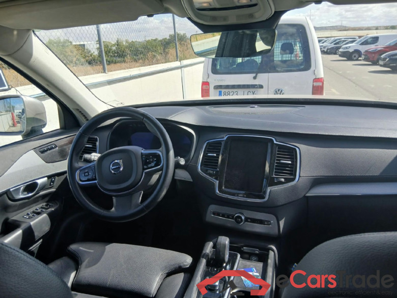 VOLVO XC90 / 2019 / 5P / todoterreno 2.0 B5 D AWD Plus Bright Auto #3