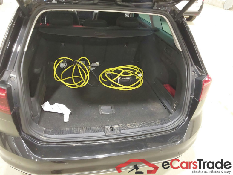 VOLKSWAGEN PASSAT VARIANT 1.4 TSI MSQ VARIANT GTE BUSINESS #3