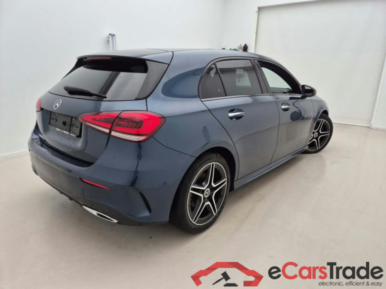 MERCEDES-BENZ A-KLASSE 180D AMG LINE #2