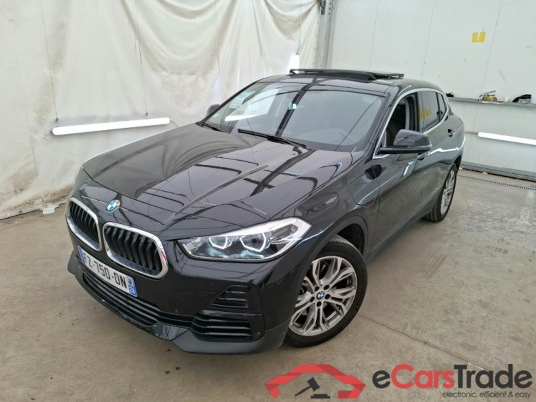 BMW X2 / 2017 / 5P / SUV xDrive25e Business Design BVA6
