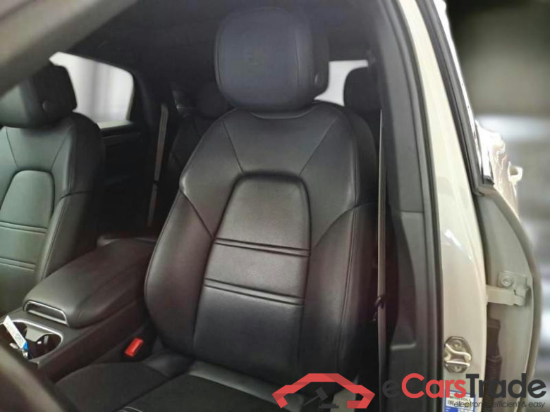 Coupe E-Hybrid Platinum LED Sport-Chrono Bose Navi-Pro Sport-Leather KeylessGo Camera 360 Klima PDC ... #6