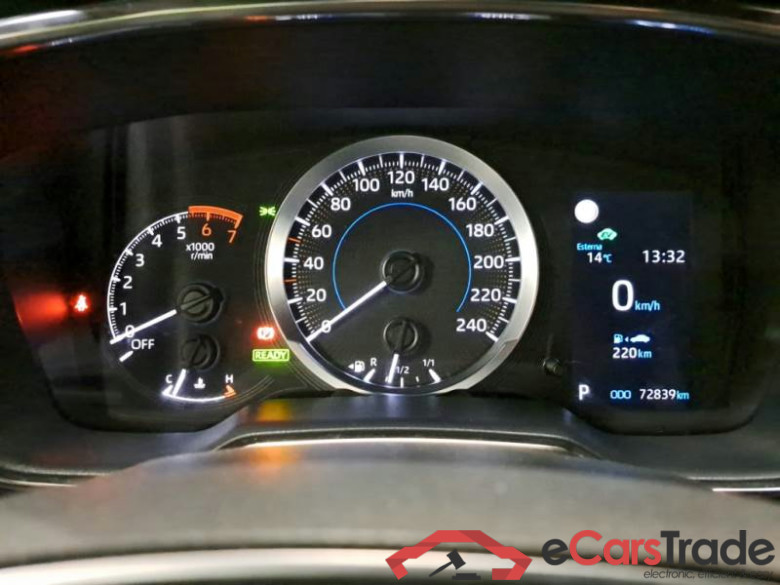 TOYOTA COROLLA / 2019 / 5P / BERLINA 1.8 HYBRID BUSINESS #4