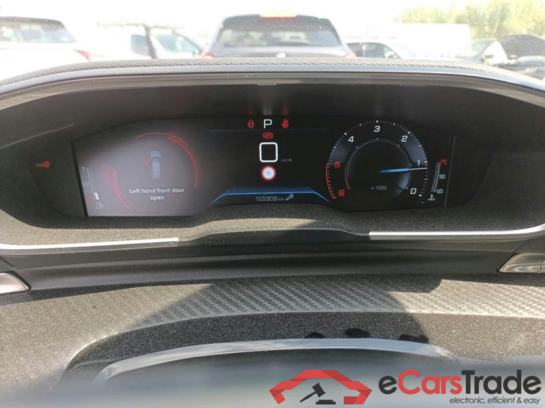 PEUGEOT 508 / 2018 / 5P / berlina con portón 5P Business Line BlueHDi 130 EAT8 (AC) #4