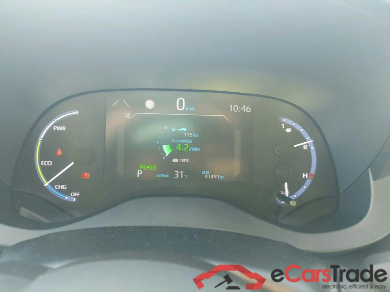 TOYOTA Yaris Cross / 2021 / 5P / todoterreno 1.5 120H Active Tech Pack Confort #4