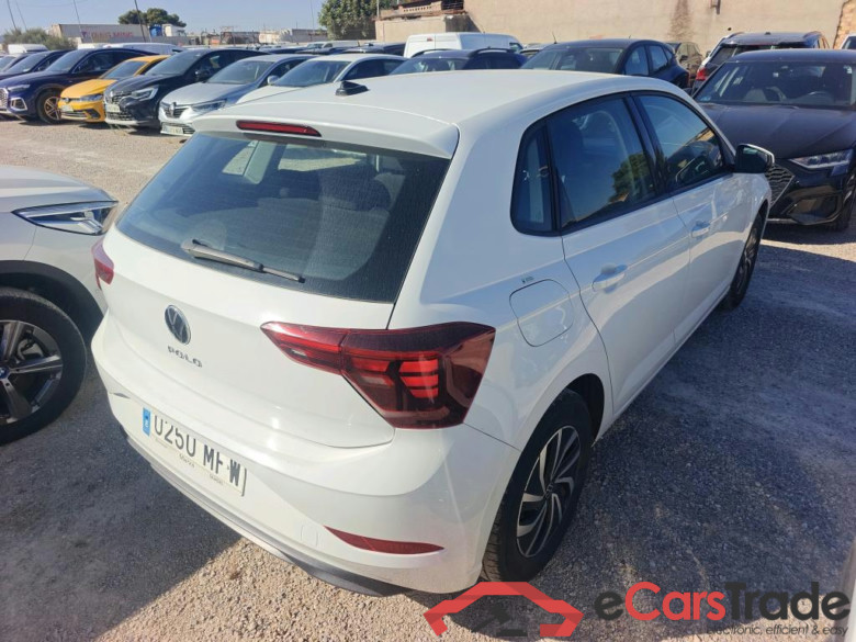 VOLKSWAGEN Polo / 2021 / 5P / berlina con portón Life 1.0 TSI 70kW (95CV) #2