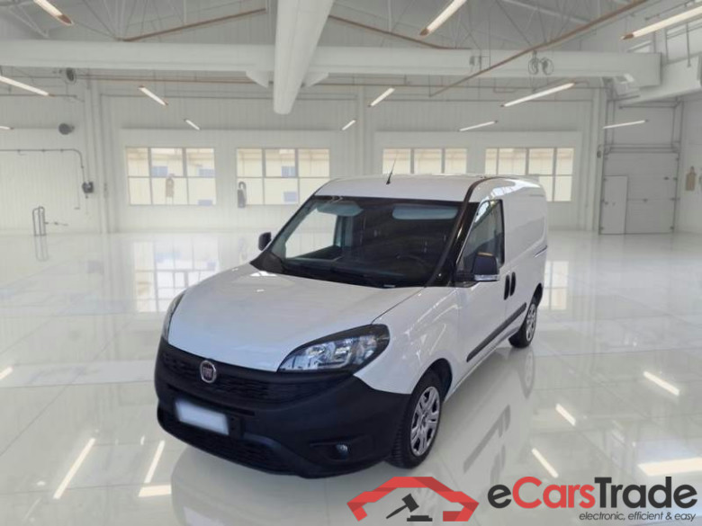 FIAT DOBLÒ CARGO / 2014 / 4P / VETT. FURGONATA CH1 LOUNGE 1.6 MJET 90CV E6D-F SeS #1