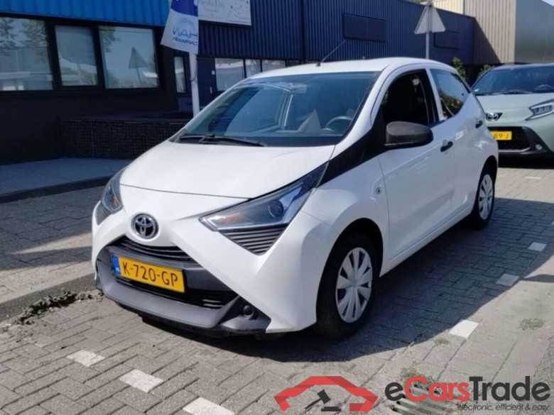 TOYOTA Aygo 1.0 VVT-i x-fun