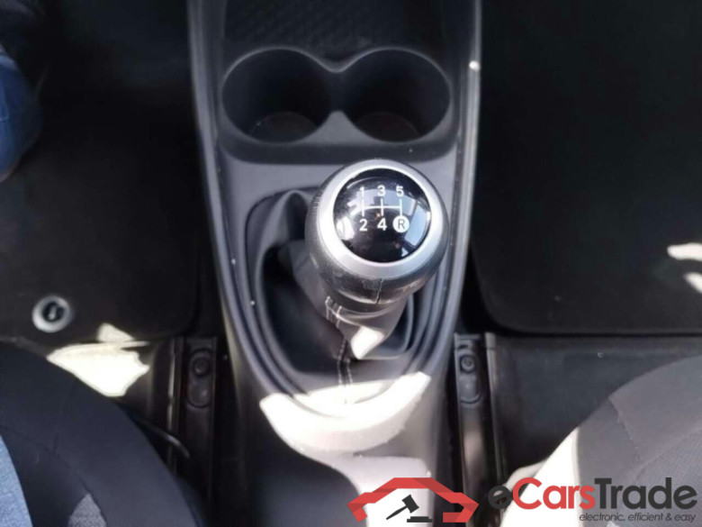 TOYOTA Aygo X 1.0 VVT-i MT Play #5
