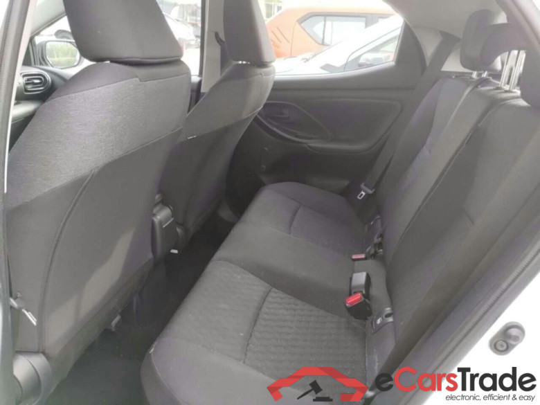 TOYOTA YARIS 1.5 Hybrid Active #5