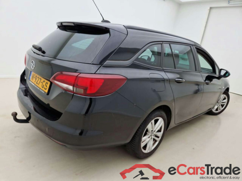 OPEL Astra Sports Tourer 1.2 Turbo Edition #2