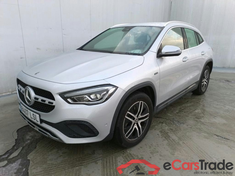 MERCEDES-BENZ GLA / 2020 / 5P / todoterreno GLA 250 e #1